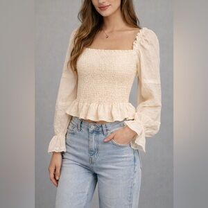 ✨Forever21 Cream Smocked Cottagecore Ruffle Peasant Blouse Puff Sleeve M✨‎